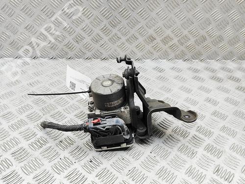 Used ABS pump ABS pump VW CADDY IV Box Body/MPV (SAA, SAH) 2.0 TDI (102 hp) 33393848 33393848