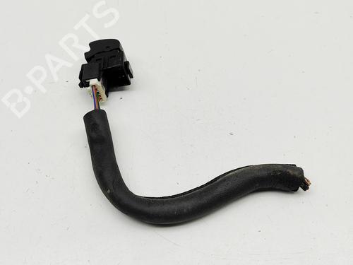 Right rear window switch ISUZU D-MAX II (TFR, TFS) 2.5 CRDi 4x4 (TFS86J) | BP32025712I28
