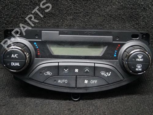 Used Electronic module TOYOTA YARIS (_P13_) 1.3 (NSP130_, NSP130) (99 hp) 6727782