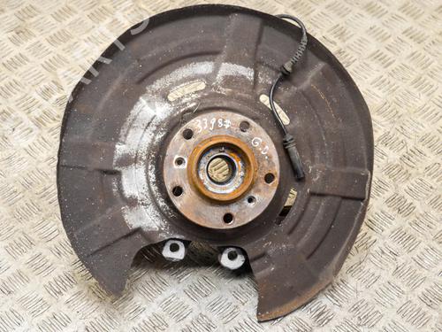 Used Right rear steering knuckle Right rear steering knuckle BMW 5 (F10) M5 (560 hp) 14634288 14634288