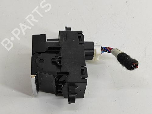 Switch MAZDA CX-30 (DM) e-SKYACTIV-X M Hybrid | BP28557733I30 