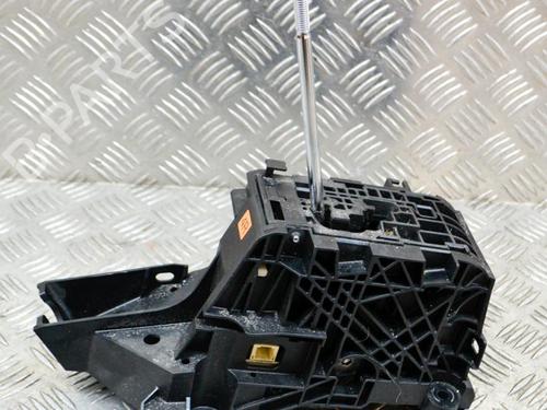 Gear lever TOYOTA RAV 4 IV (_A4_) 2.5 Hybrid 4WD (AVA44_) | BP8353144M90 