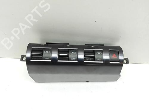 Used Switch Switch NISSAN GT-R (R35) V6 (530 hp) 33962742 33962742