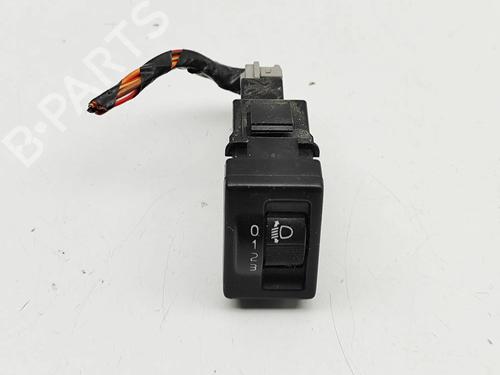 switch-isuzu-d-max-ii-tfr-tfs-2012-33387175 main image