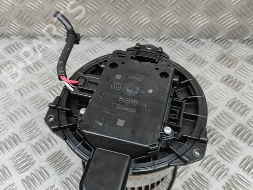 Heater blower motor TOYOTA RAV 4 V (_A5_, _H5_) 2.5 Hybrid (AXAH52) | BP28433249M62 