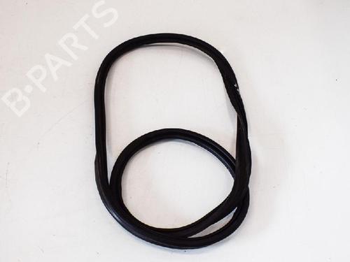 Used Rubber door seal VOLVO V40 Hatchback (525) D2 (114 hp) 14662342