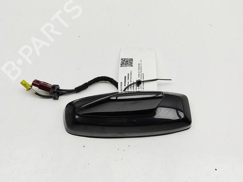 Used Antenna/Base CADILLAC ESCALADE 6.2 AWD (426 hp) 30394610