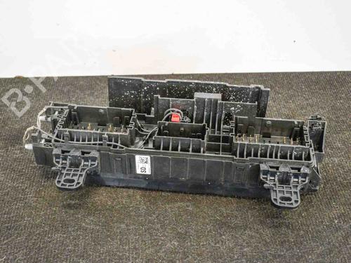 Sikringsdåse TESLA MODEL S (5YJS) 75D AWD (525 hp) 20232976