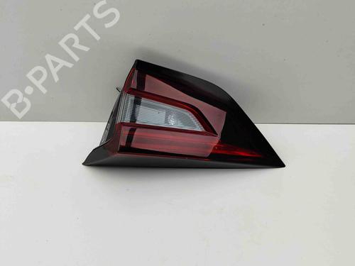 Used Right tailgate light NISSAN JUKE (F16_) DIG-T 117 (117 hp) 27794376
