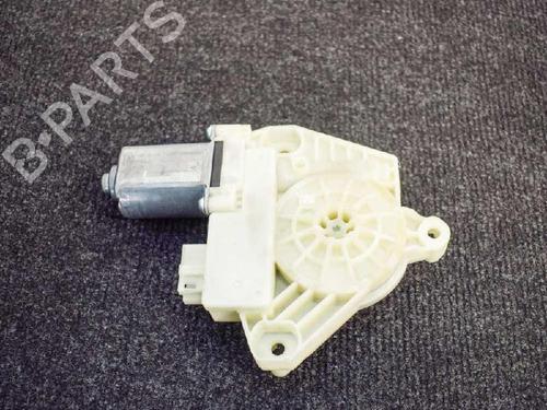 Used Right front window motor MERCEDES-BENZ C-CLASS (W205) C 220 BlueTEC / d (205.003) (163 hp) 6747541