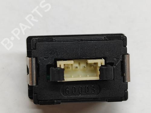 Switch BMW 3 Touring (F31) 318 d xDrive | BP29076298I30 