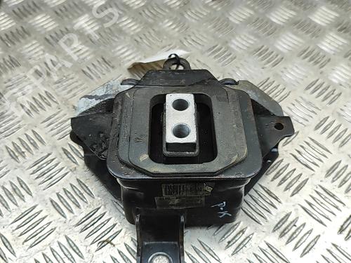 Used Engine mount Engine mount HYUNDAI TUCSON (TL, TLE) 1.7 CRDi (116 hp) 33379548 33379548