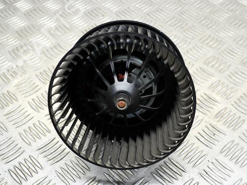 Used Heater blower motor FORD FOCUS III 2.0 ST (250 hp) 8836009