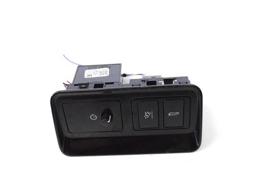 switch-jaguar-xf-ii-x260-2015-33351921 main image