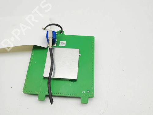 Antenne/Base TESLA MODEL Y (5YJY) Long Range All-wheel Drive | BP39073131C140 - Image 4