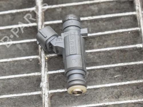 Used Injector PEUGEOT 208 I (CA_, CC_) 1.2 VTI 82 (82 hp) 6864058