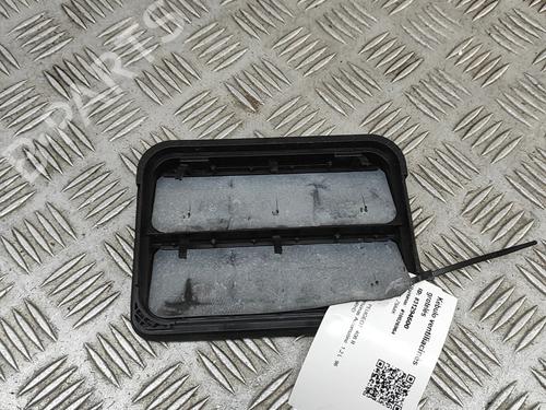 Used Grille Grille PEUGEOT 408 II (FP_, F3_, FM_) PureTech 130 (FPHNST) (131 hp) 27798825 27798825