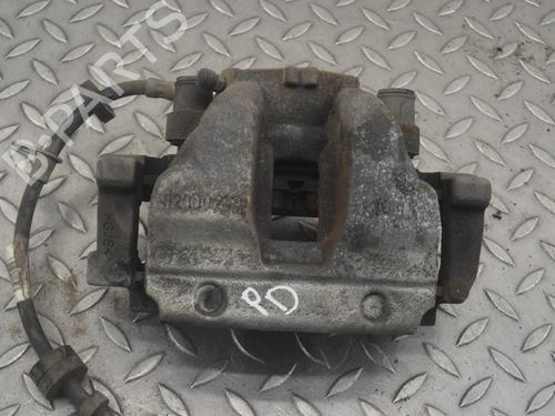 Used Right front brake caliper POLESTAR POLESTAR 2 (534) EV (408 hp) 30252169