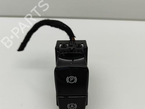 Used Switch VOLVO XC40 (536) B3 Mild-Hybrid (163 hp) 28557614
