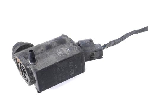 Used Washer pump Washer pump KIA SOUL I (AM) 1.6 CRDi 115 (115 hp) 33352845 33352845