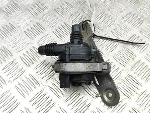 Used Auxiliary water pump Auxiliary water pump BMW 3 (G20, G80, G28) 320 i (184 hp) 33387578 33387578