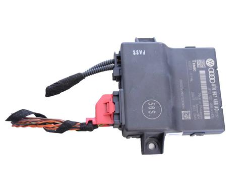 Used Electronic module Electronic module AUDI A5 Convertible (8F7) 3.0 TDI quattro (240 hp) 30268937 30268937