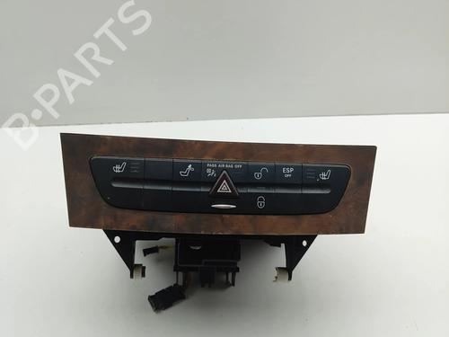 Used Switch MERCEDES-BENZ CLS (C219) CLS 350 (219.356) (272 hp) 27644994