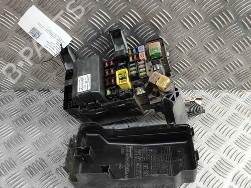 Used Fuse box MITSUBISHI PAJERO IV (V8_W, V9_W) 3.2 DI-D (V88W, V98W) (170 hp) 29227662