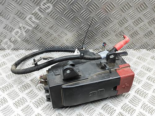 Used Fuse box Fuse box JAGUAR XE (X760) 2.0 D (180 hp) 35957969 35957969