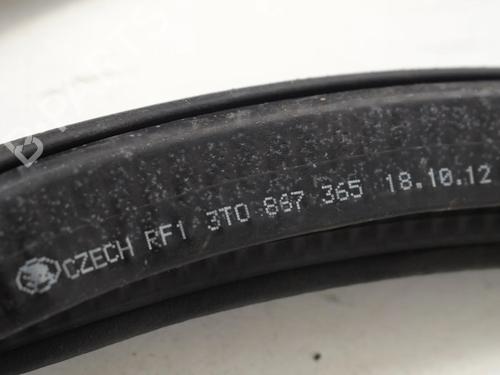 Rubber door seal SKODA SUPERB II (3T4) 2.0 TDI | BP30207845C142 