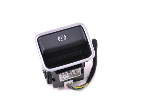 Used Switch MERCEDES-BENZ S-CLASS (W222, V222, X222) S 350 BlueTEC / d (222.132, 222.032, 222.123) (258 hp) 30213388