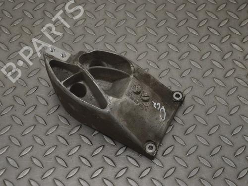 Used Gearbox mount Gearbox mount MERCEDES-BENZ G-CLASS (W463) AMG G 65 (463.274, 463.275) (630 hp) 30283452 30283452