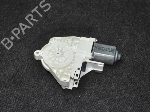 Used Right rear window motor Right rear window motor SKODA YETI (5L) 1.6 TDI (105 hp) 6728170 6728170