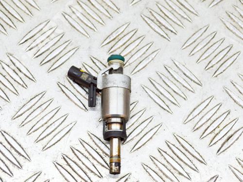 injection-rail-audi-a3-limousine-8vs-8vm-s3-quattro-audi-0261500246-06l906036l-2013-2014-2015-2016-2017-2018-2019-2020-2021-7853761 main image