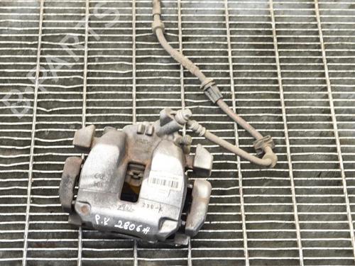 Used Left front brake caliper PEUGEOT 3008 II SUV (MC_, MR_, MJ_, M4_) 1.2 THP/ PureTech 130 (MRHNSM, MRHNSU, MRHNSJ, MRHNYW,... (131 hp) 14616309