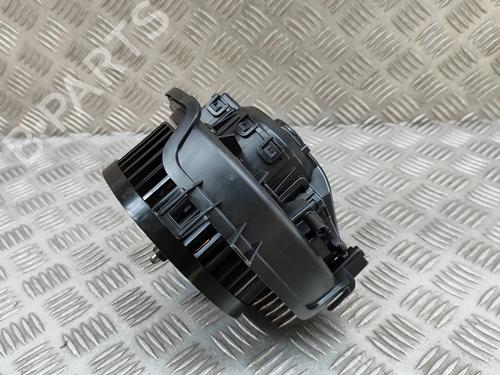 Heater blower motor VW GOLF VIII (CD1, DA1) 2.0 TSI | BP27771379M62