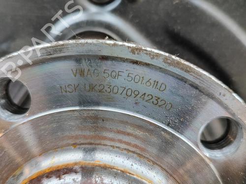 Left front steering knuckle AUDI Q4 E-TRON Sportback (F4N) 40 | BP28435071M25 