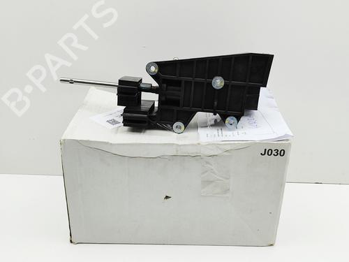 Used Gear lever MERCEDES-BENZ B-CLASS Sports Tourer (W245) B 180 CDI (245.207) (109 hp) 29753096