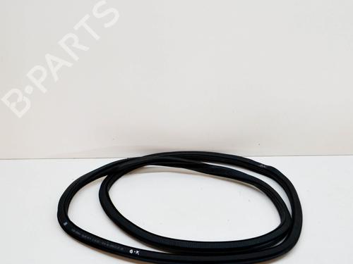 Used Rubber door seal SKODA KAMIQ (NW4) 1.0 TSI (95 hp) 27756577
