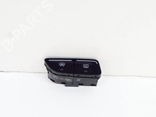 switch-ford-focus-iii-estate-van-2012-2013-2014-2015-2016-2017-2018-2019-2020-27760951 main image
