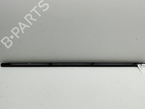 Used Door moulding trim BMW X7 (G07) xDrive M 50 d (400 hp) 28687880