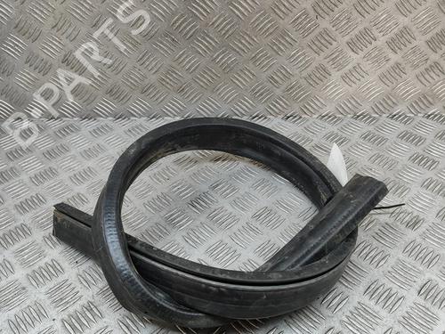 outra-audi-e-tron-gen-2018-27781869 main image