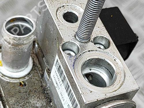 Andre SSANGYONG KORANDO (C300) E-Motion | BP27776712O1