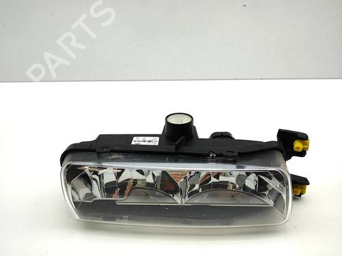 Used Right front fog light Right front fog light 38162343 38162343