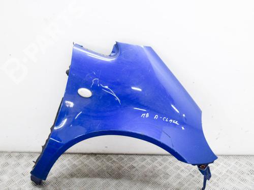 Used Right front fenders MERCEDES-BENZ A-CLASS (W168) A 190 (168.032, 168.132) (125 hp) 9296473