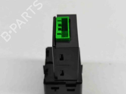 Switch JAGUAR F-PACE (X761) 2.0 SD4 AWD | BP16872680I30