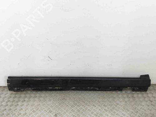 Używane Próg prawy VOLVO V50 (545) D2 (114 hp) 28546507