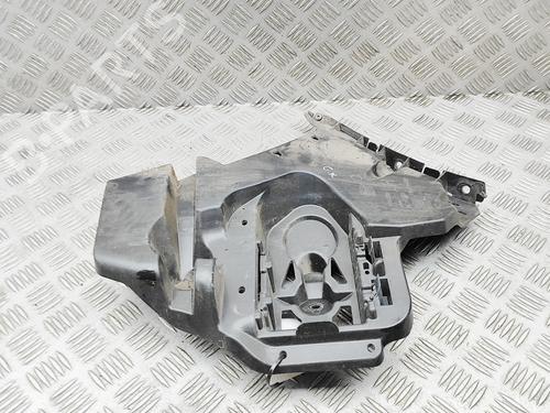 rear-bumper-bracket-volvo-v40-hatchback-525-2012-2013-2014-2015-2016-2017-2018-2019-34136557 main image