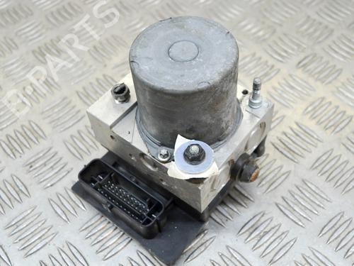 Used ABS pump RENAULT CLIO III (BR0/1, CR0/1) 1.2 16V (BR02, BR0J, BR11, CR02, CR0J, CR11) (75 hp) 8145295