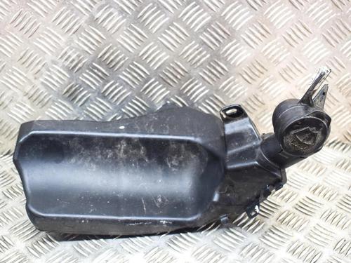 windscreen-washer-tank-tesla-model-3-5yj3-2017-27758960 main image